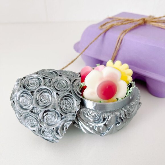 Rose-Covered Easter Eggs โ Handcrafted Party Favors, Spring Decor, Wedding Gifts - Picture 8 of 9